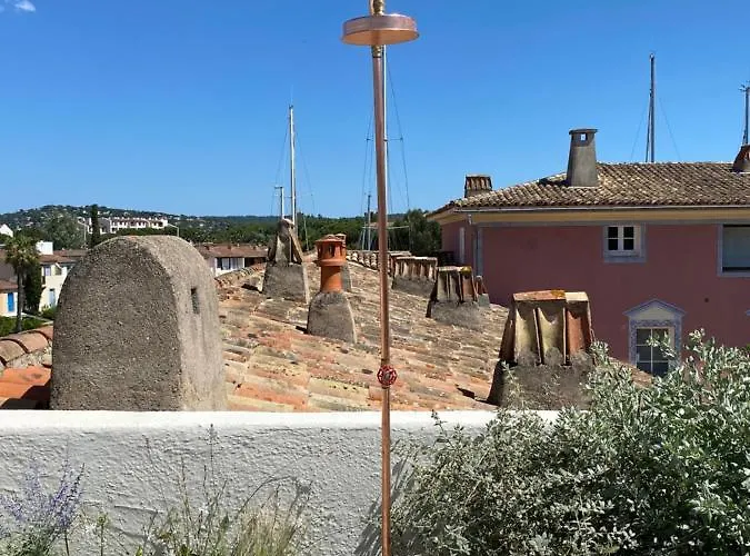 Lostane - Sur Le Toit 4* Grimaud