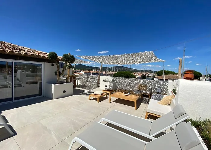 Lostane - Sur Le Toit Grimaud